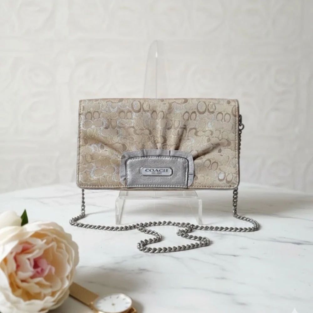 Coach Optic Lurex Clutch Cream & Gold Crossbody Clutch Y2K